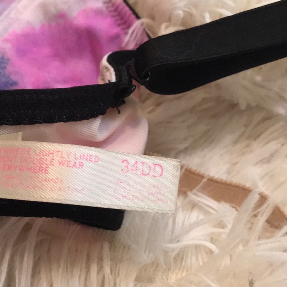 LIGHTLY USED VICTORIA’S SECRET 34DD EVERYWHERE BRA - Picture 5 of 6