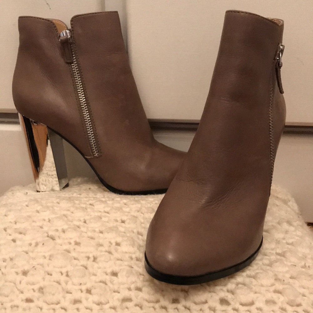 Saks Fifth Avenue booties w/ Mirrored Heel!