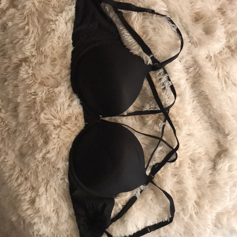 LIKE NEW VICTORIA’S SECRET 34DD VERY SEXY PUSH-UP
