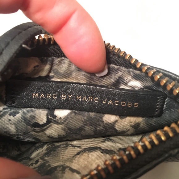 Marc by Marc Jacobs coin purse wallet - Picture 3 of 8