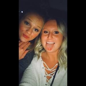 Meet your Posher, Whitney