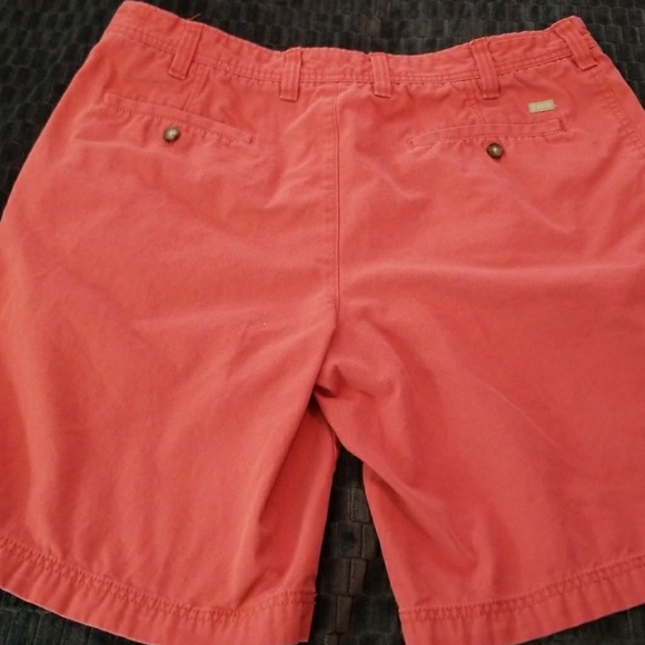 IZOD SHORTS - Picture 3 of 5