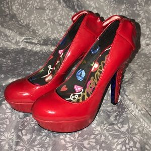 Betsey Johnson Red Lace Back Detail Heels size 7.5