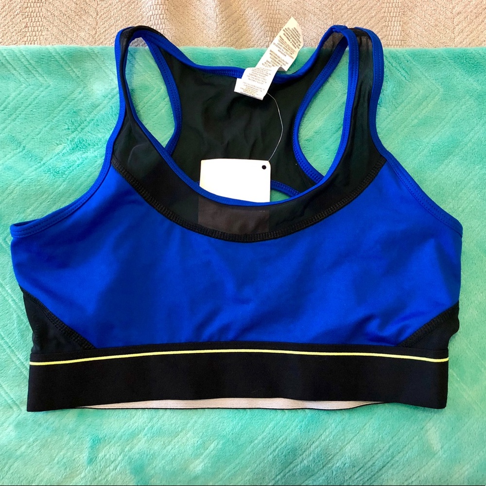 NWT Fabletics Sports Bra (medium)