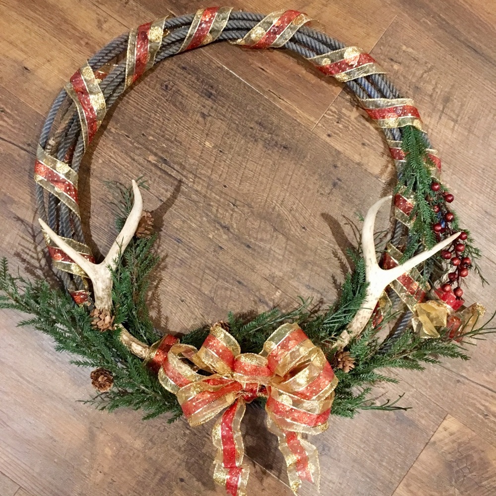 Antler Lariat Christmas wreath