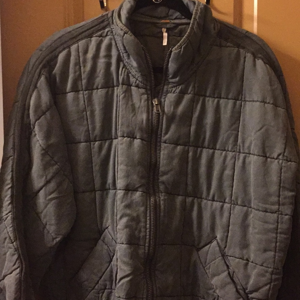 Free People Gray Quilted Jacket Size: Medium
