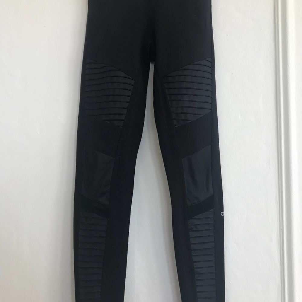 Alo High-Waist Moto Legging