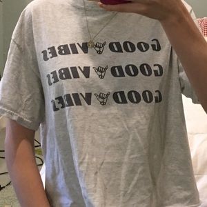 Brandy Melville Boxy Cropped tee