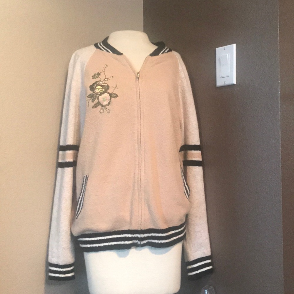 Mega soft zip up sweater jacket! Sweater Clearance!