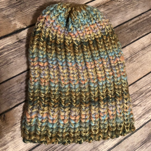Pastel mix beanie hat with gold flecks - Picture 2 of 2