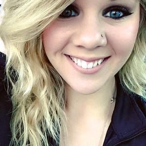 Meet your Posher, Mikayla elizabeth