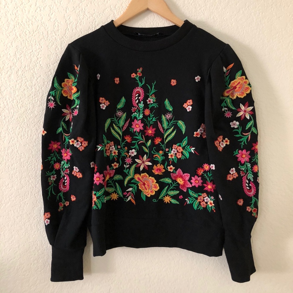 Zara Women’s Floral Top