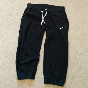 Nike capri sweatpants