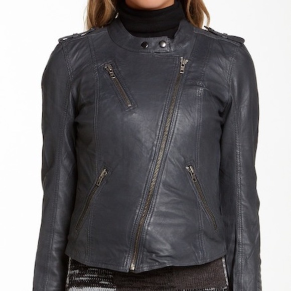 Romeo & Juliet Couture Leather Jacket - Picture 4 of 7