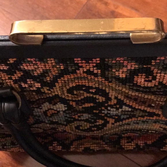 Vintage Jaclyn Mid-Century Tapestry Handbag - Picture 2 of 4