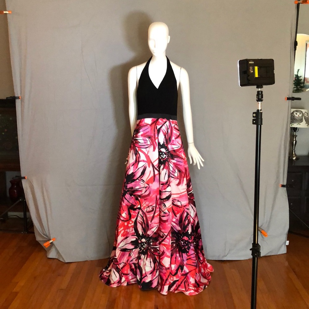 Aidan Mattox Floral Skirt Halter Gown Size 4 NWT