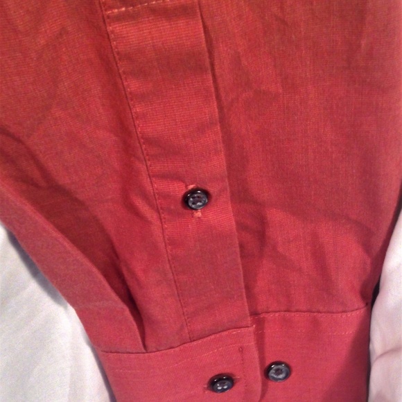 *SOLD*Stafford Red Solid Button Down Dress Shirt - Picture 4 of 6