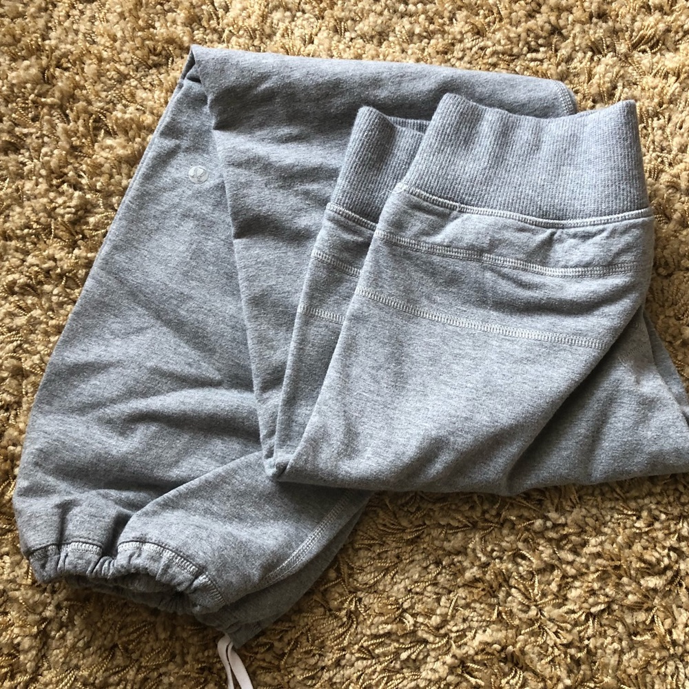 Lululemon joggers