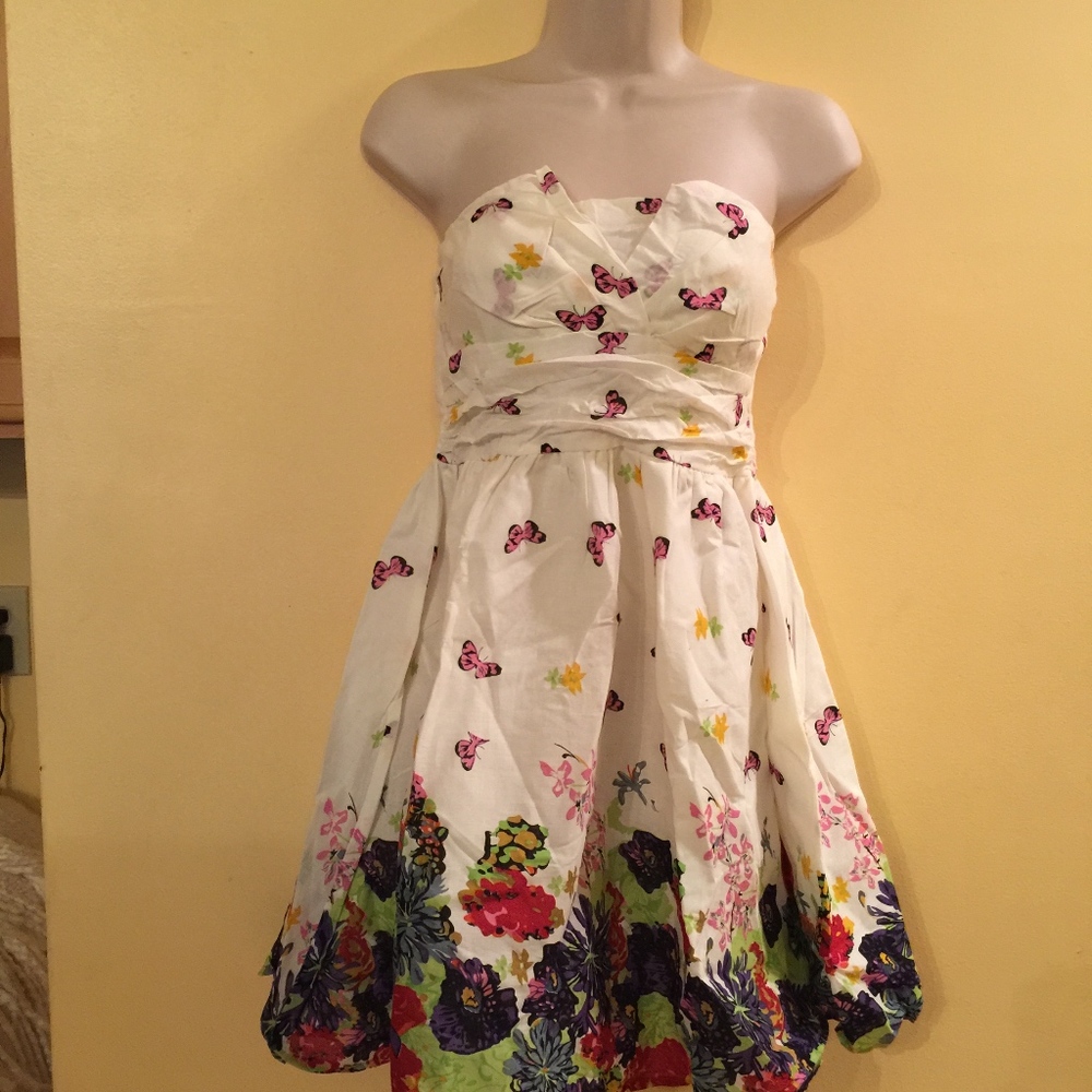 DANI COLLECTION white butterfly cotton dress/NWT