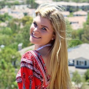 Meet your Posher, Casey