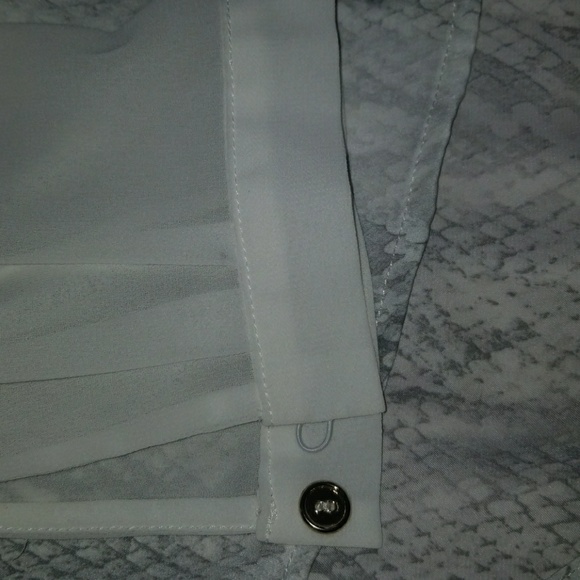 Gorgeous Jaspal white sheer snakeskin print blouse - Picture 3 of 8