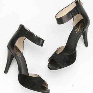 Seychelles Peep toe Heels NWOT