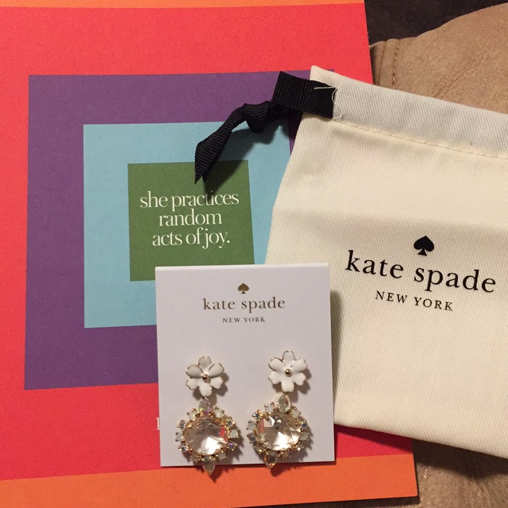 SALE🎉NWT Kate Spade Garden Party Drop Earrings