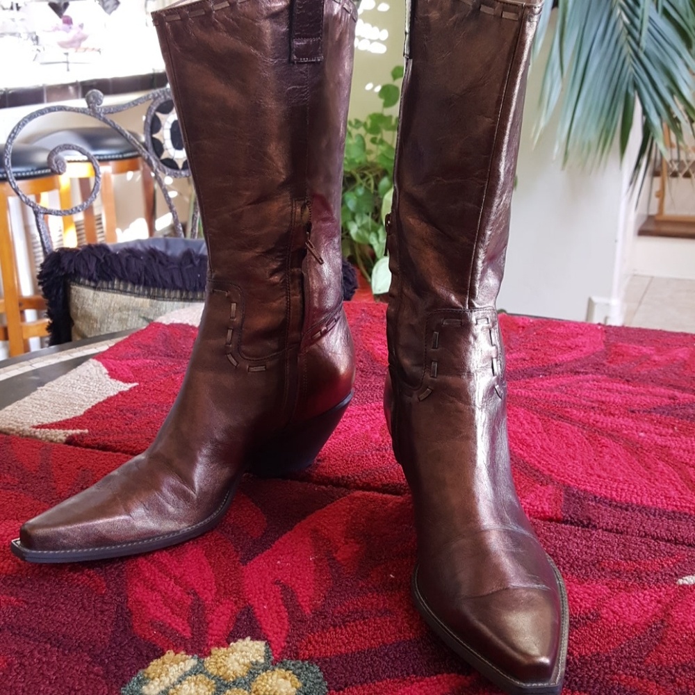 BCBGirls Metalic  Bronze , Cowboy boots, 8