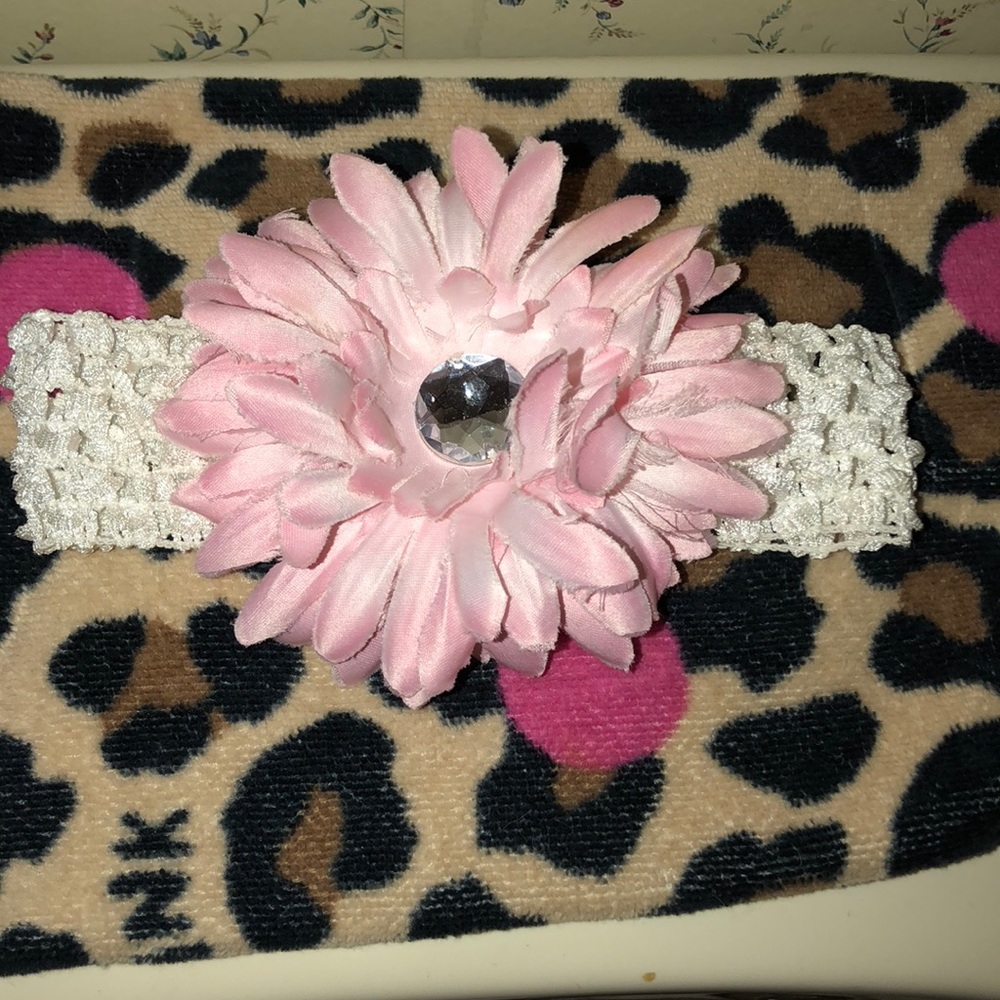 Baby flower headband so precious