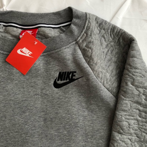 Nike Quilted Sportswear Rally Fleece Crewneck - Picture 5 of 8