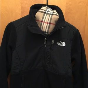 Woman's north face fleece