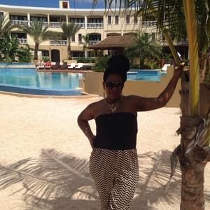 Meet your Posher, Chantelle