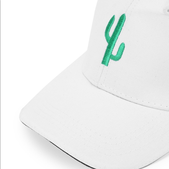❤️ White Cactus embroidered hat - Picture 6 of 8