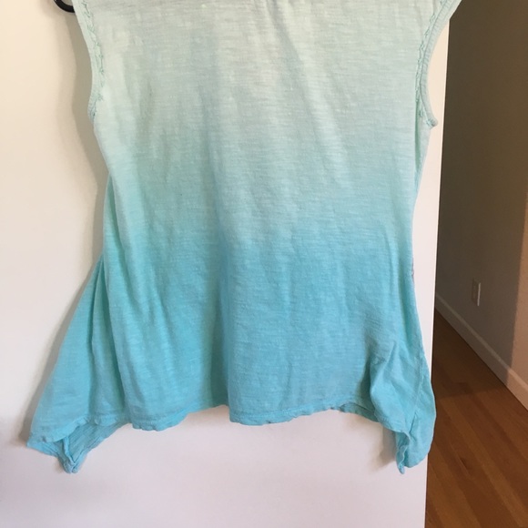 Hi Low Tank top - Picture 3 of 4