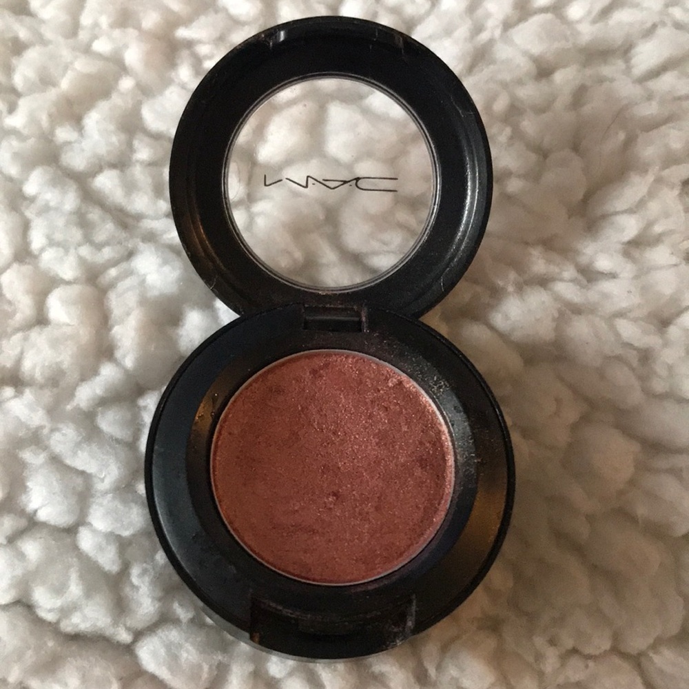 MAC eyeshadow