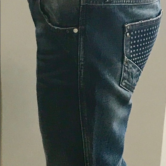 Women's straight cut distressed jeans - Picture 3 of 7