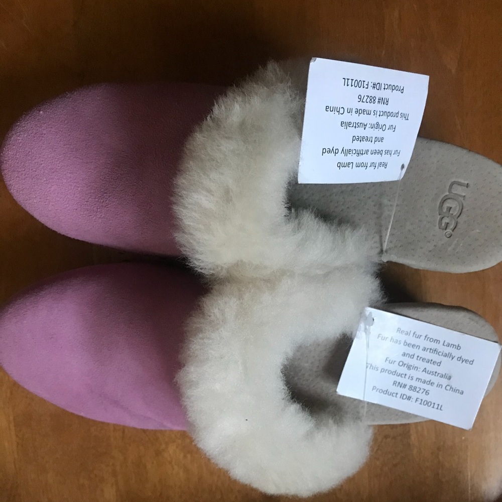 Pink UGG clogs NWT