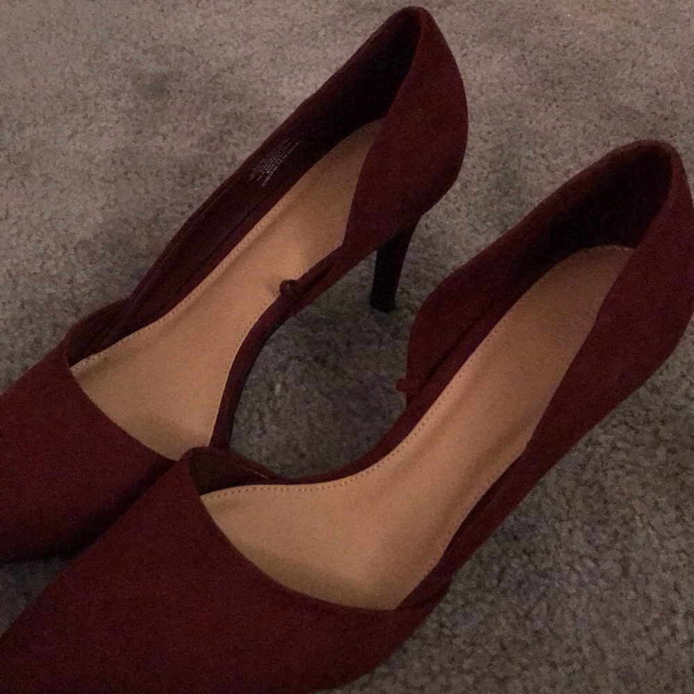 Shoes - Picture 5 of 5