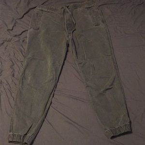 Men’s Gap joggers
