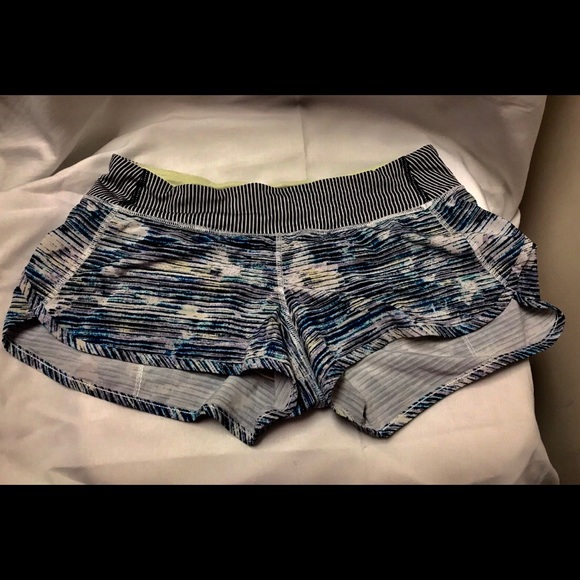❗️sold❗️Lululemon speed shorts blurry belle - - Picture 5 of 8