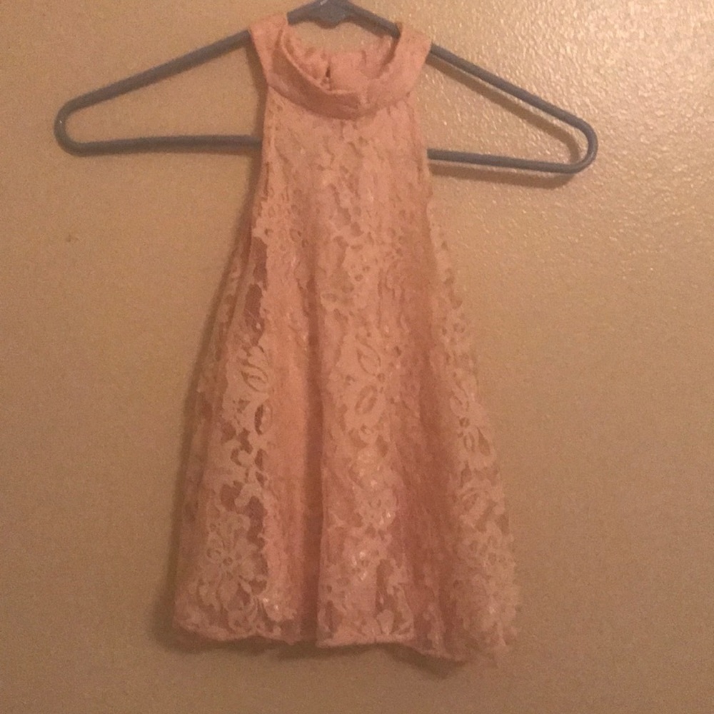 Sleeveless shirt