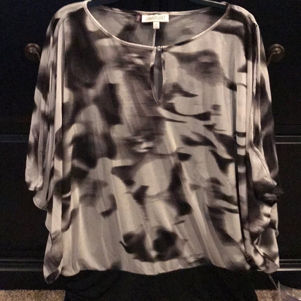 Jennifer Lopez blouse
