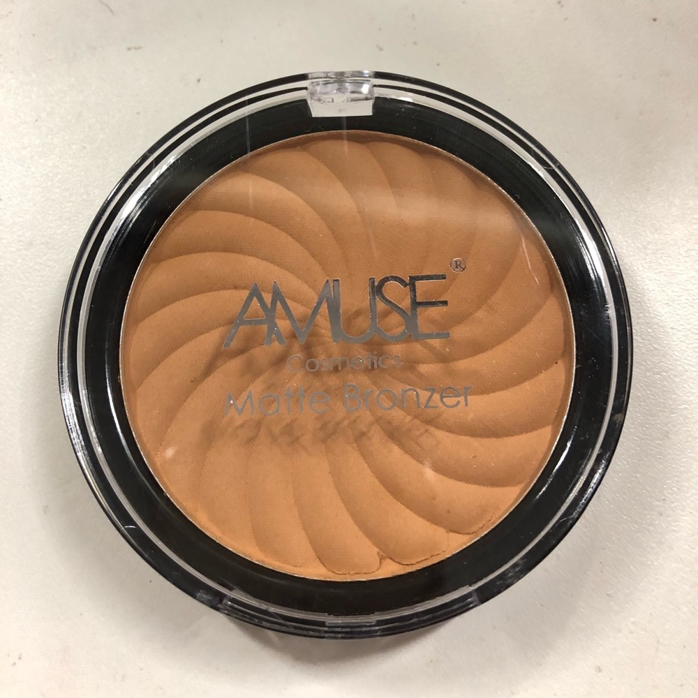 AMUSE Matte Pumpkin Spice Bronzer‼️