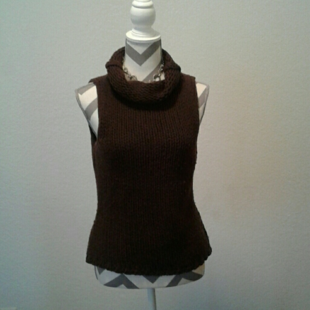 [VGUC] Ann Taylor Loft Sleeveless Crochet Sweater
