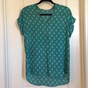 Pleione High-low blouse