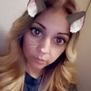 Meet your Posher, Luisa