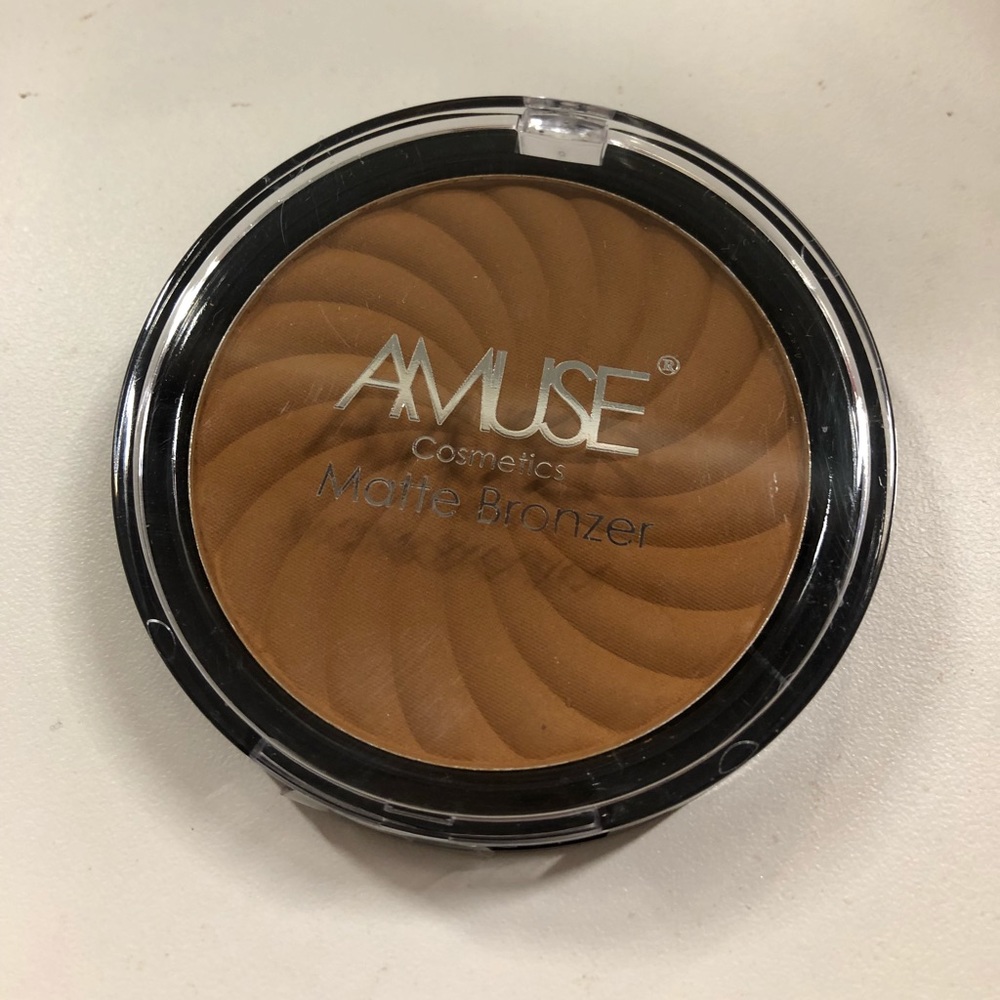 AMUSE Matte Chocolate Latte Bronzer‼️
