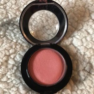MAC blush