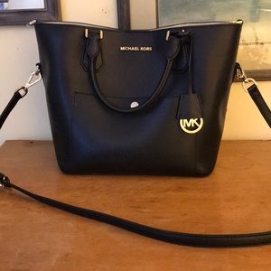 Michael kors leather bag