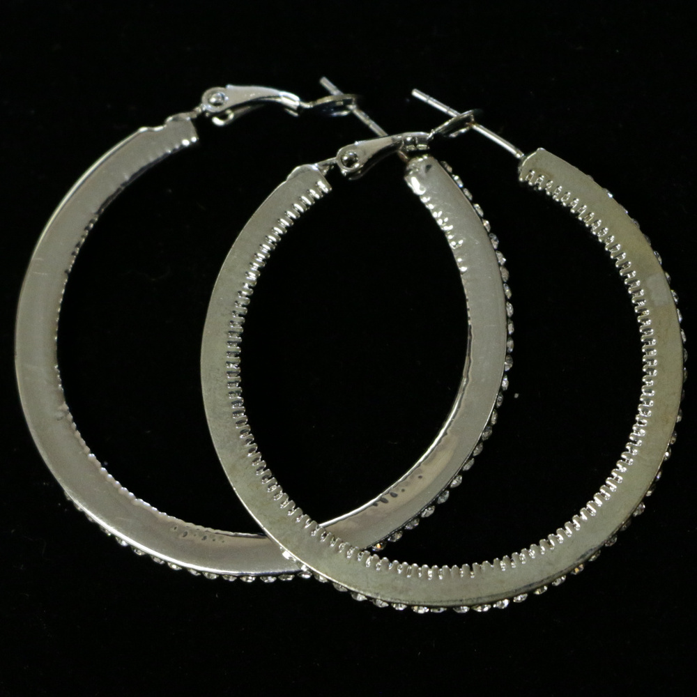 NWT silver pave crystal hoop cool style LTDE38 - Picture 3 of 8